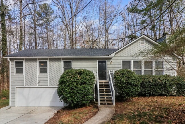 Building Photo - 700 Gregory Manor Dr SW