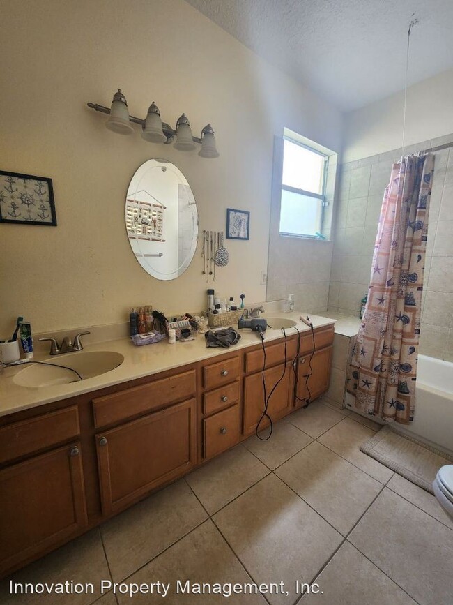Foto del edificio - 3 br, 2 bath House - 1025 NW Banks St.