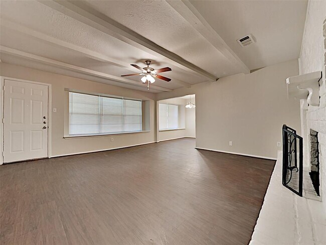 Foto del edificio - 23115 Lestergate Dr