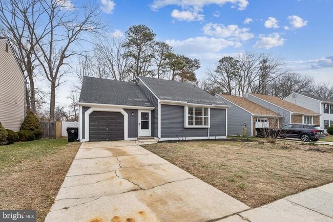 Building Photo - 31 Acorn Ct