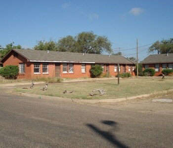 Primary Photo - 110 Texas Ave