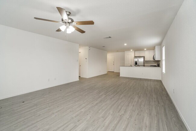 Building Photo - 14007 Southton Basin