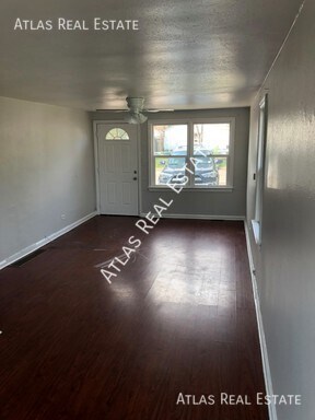 Building Photo - ** RENT REDUCED ** 1 Bed/1 Bath Near Rocky...