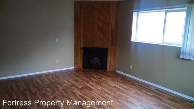 Foto del edificio - 469 800 N St