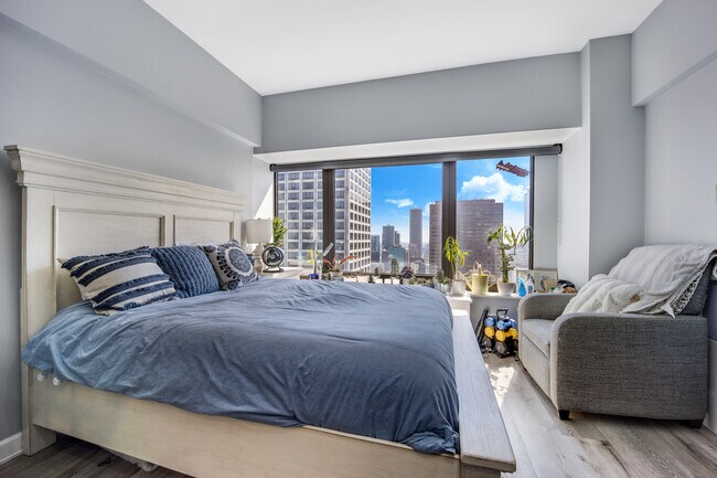 Foto del edificio - 175 E Delaware Pl