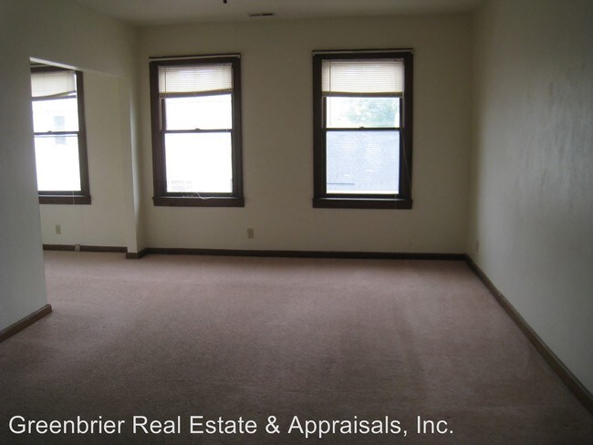 Building Photo - 708 Dinwiddie St