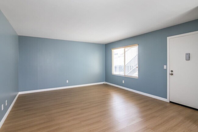 Foto del edificio - 868 Cinnamon Ln