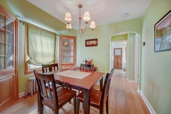 Dining Room - 1614 E Providence Ave