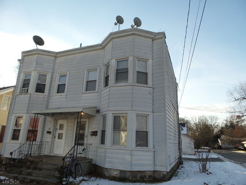 64 Garrison Ave, Dover, NJ 07801 Townhome Rentals in Dover NJ