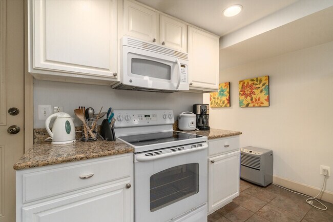 Foto del edificio - 1350 Potomac Ave SE