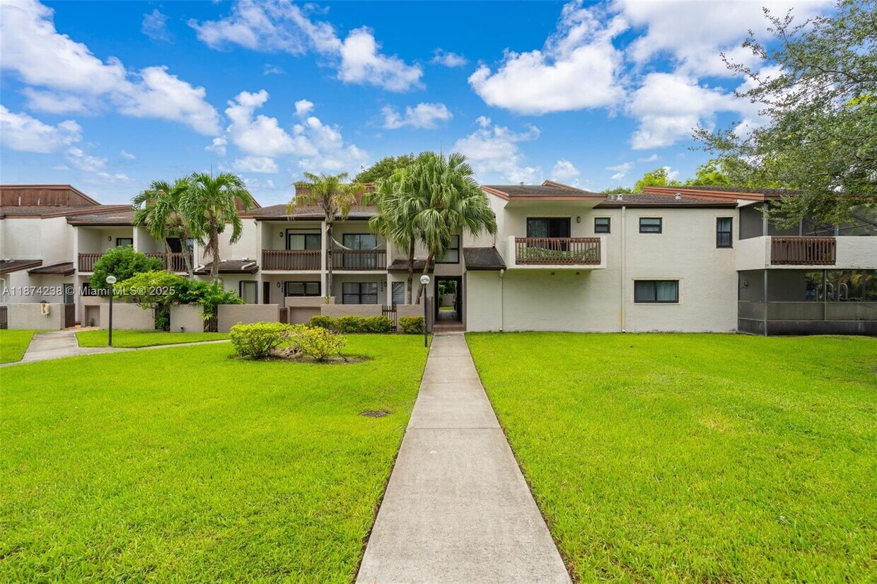 Foto principal - 10190 NW 41st St