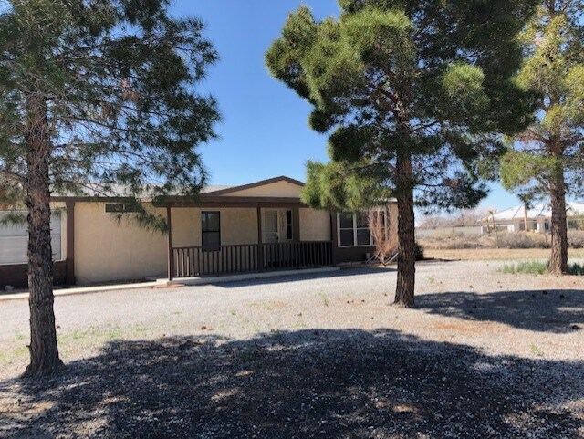 Primary Photo - 1501 Lost Creek Dr