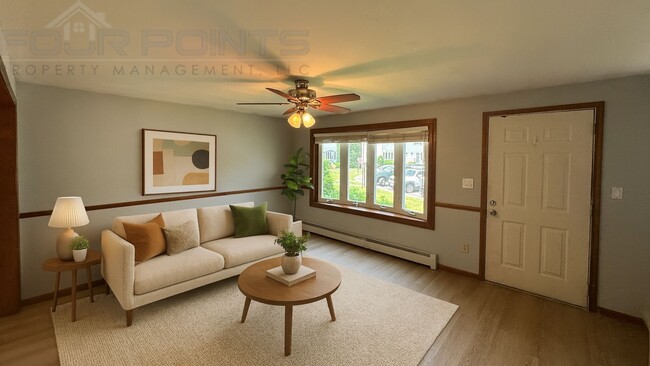 Building Photo - Woburn Townhouse| 2 Bed 1.5 Bath| Availabl...
