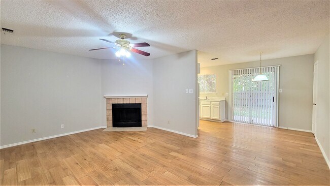 Foto del edificio - 7014-7016 Elmbank