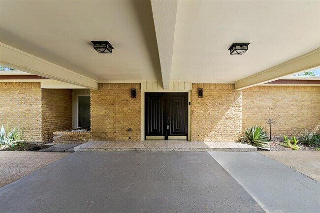 Foto del edificio - 13726 Wickersham Ln