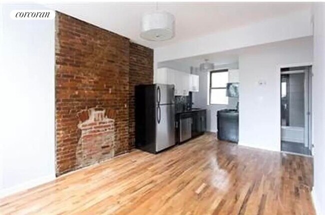 Building Photo - 107 Boerum Pl