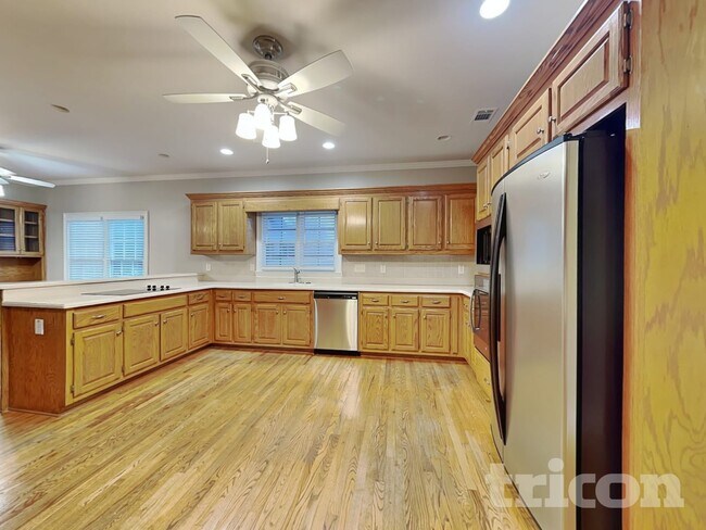 Building Photo - 609 Kristen Ct