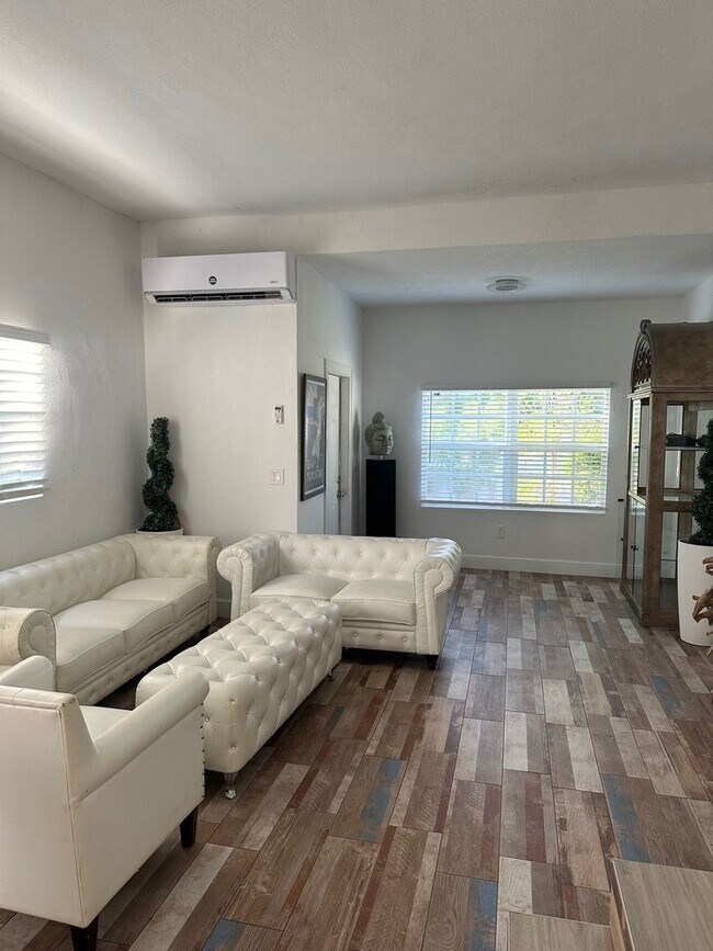 Foto del edificio - 2 Bedroom Townhome in Boynton Beach
