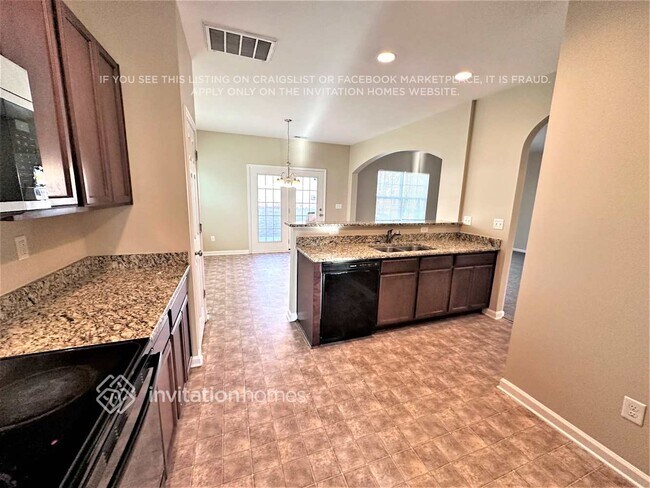 Building Photo - 9709 Long Hill Dr