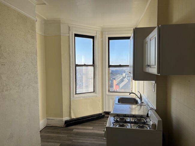 Building Photo - 908 John F. Kennedy Blvd