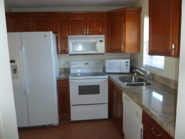 Building Photo - 9355 SW 8th St