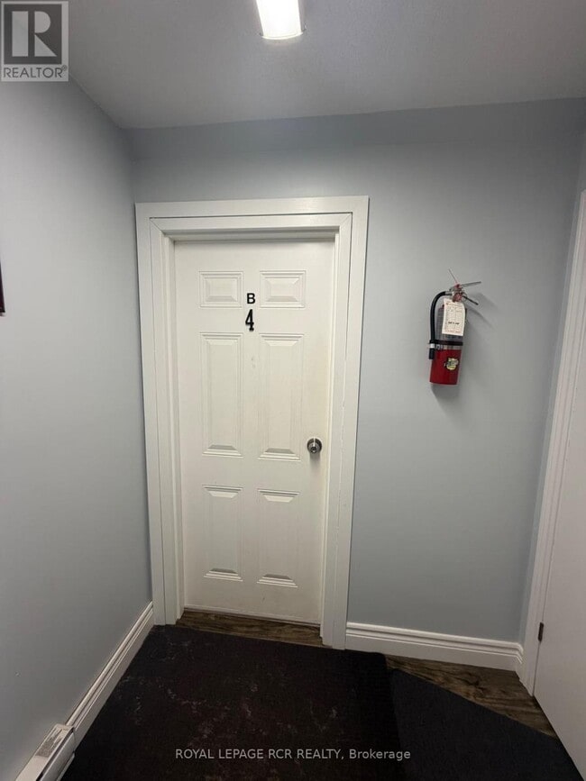 Building Photo - B - UNIT 4 (LOWER LEVEL) - 50 THIRD STREET
