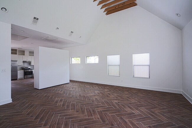 Foto del edificio - 1540 Telephone Rd