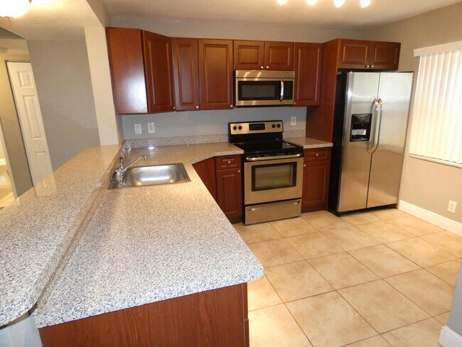Foto del edificio - 11152 W Sample Rd