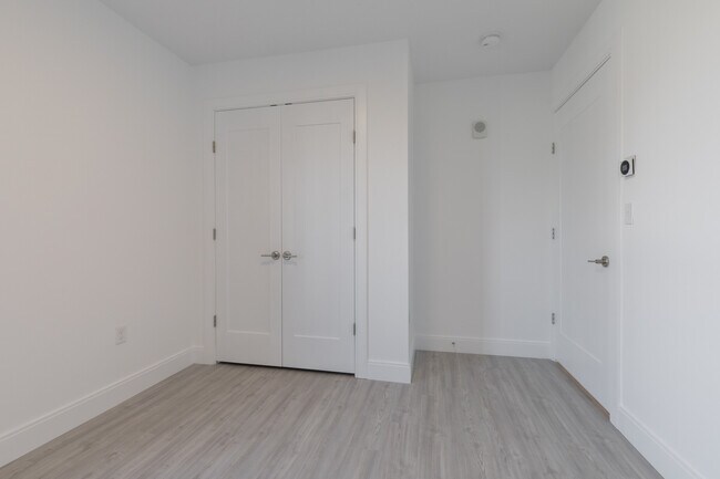 Building Photo - 42 N Beacon St