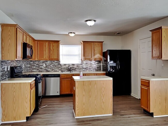 Foto del edificio - 19411 Rolling Sage Dr