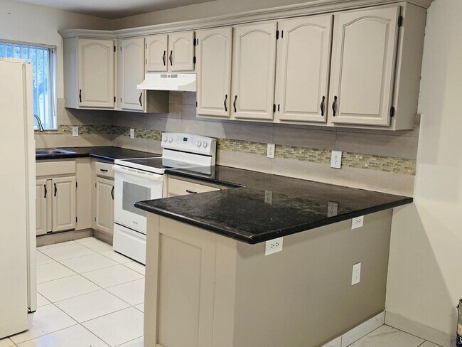 Foto del edificio - 2510 NE 184th Terrace