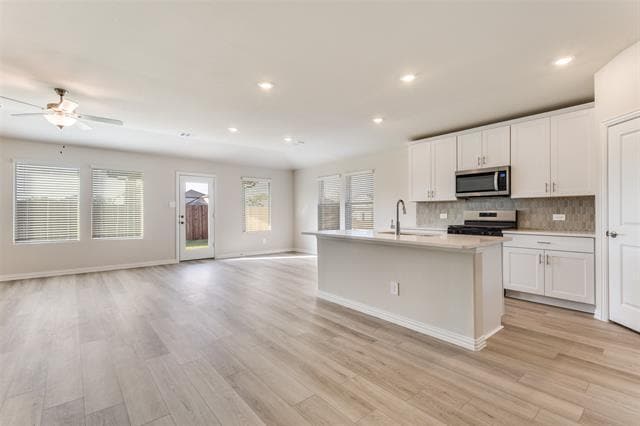 Foto del edificio - 203 Whitlow Dr