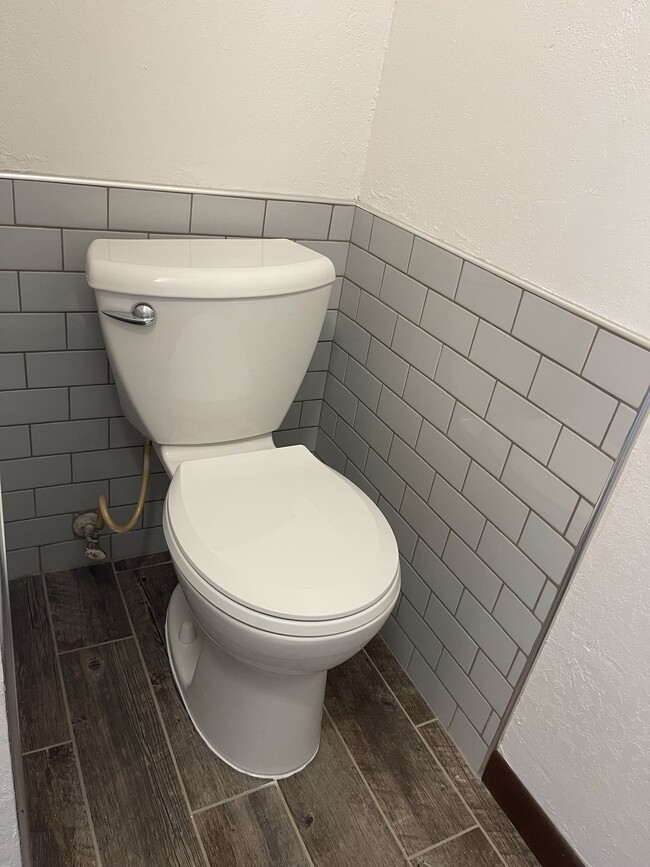 Building Photo - 30555 US-71