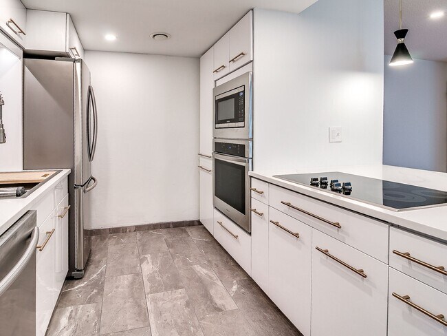 Foto del edificio - 1502 S Boulder Ave