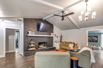Building Photo - 2511 River Ridge
