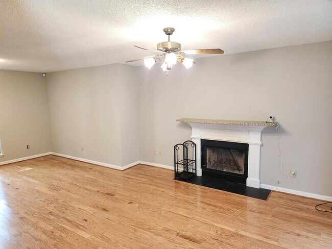 Foto del edificio - 2187 Sandell Trail SW