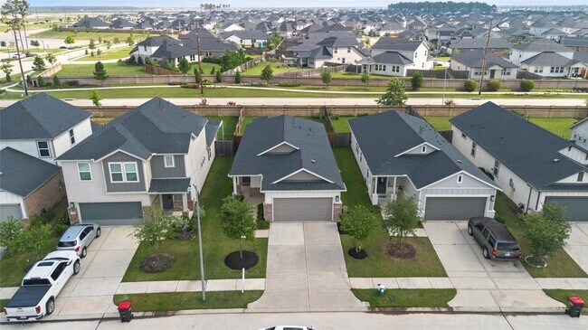 Foto del edificio - 21730 Heather Elm Dr
