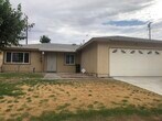 Foto principal - 560 E Mountain View St
