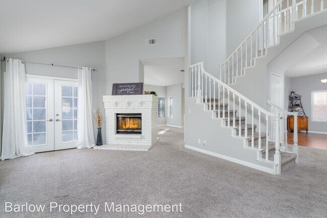 Building Photo - 4 br, 3 bath House - 7196 University Drive