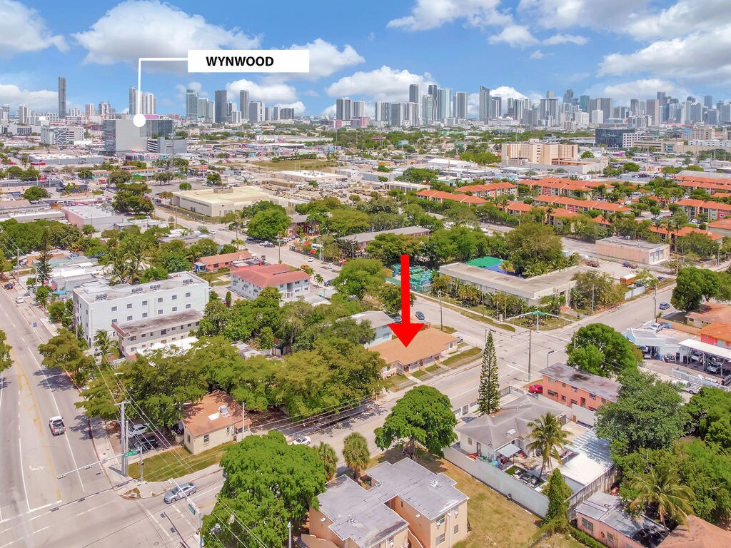 Foto principal - 2801 NW 10th Ave