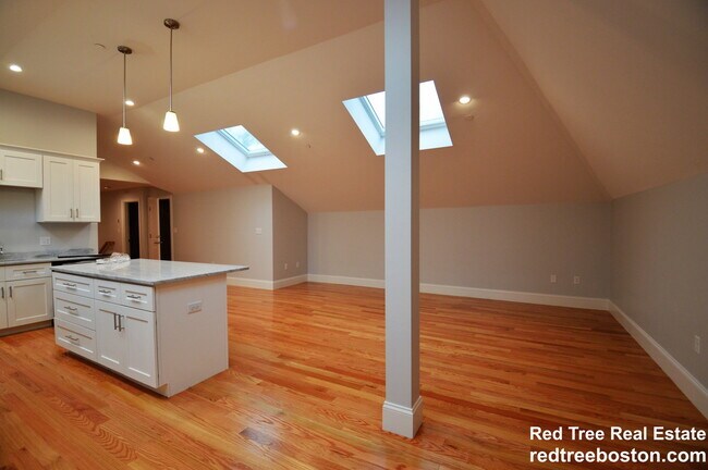 Photo - 18 Murdock St Apartment