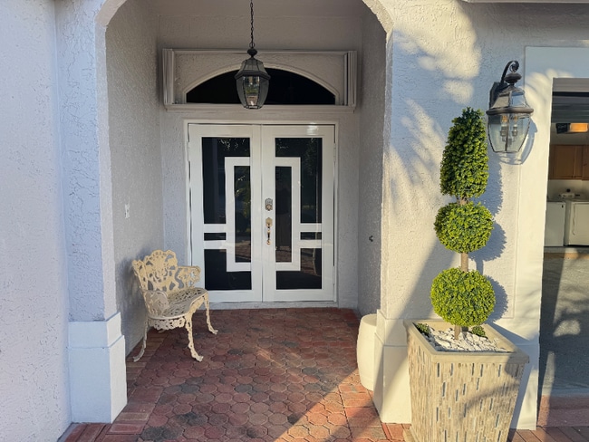 Photo - 209 Preserve Ct House