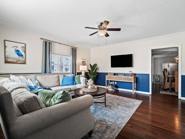 Foto del edificio - 122 Overlook Rd