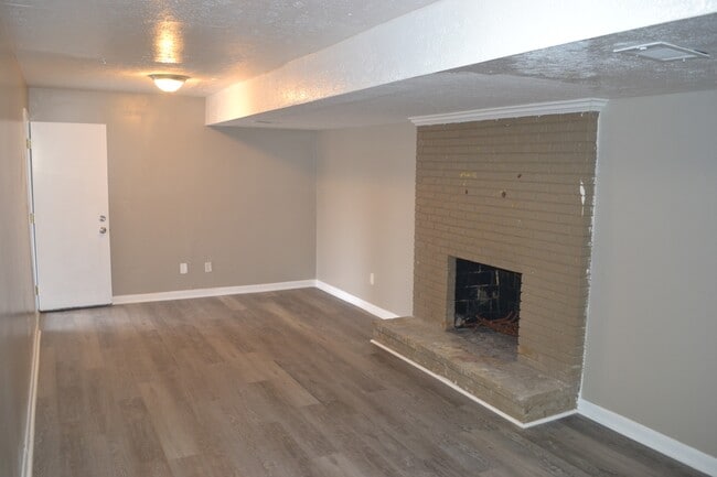 Foto del edificio - 1218 Constitution Dr