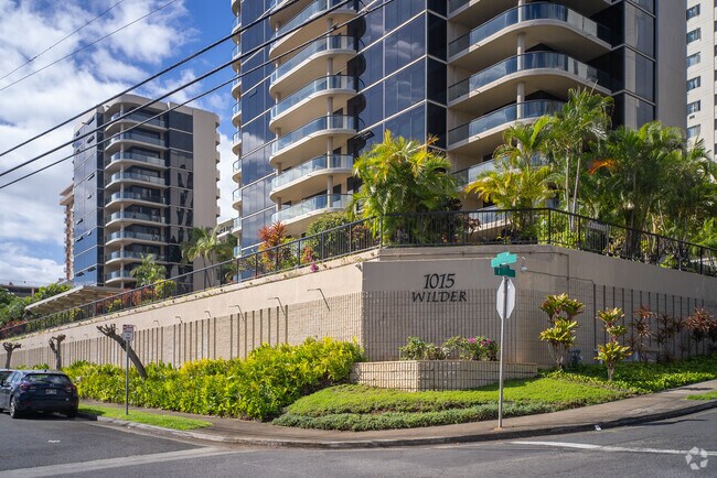 Foto del edificio - 1015 Wilder Ave