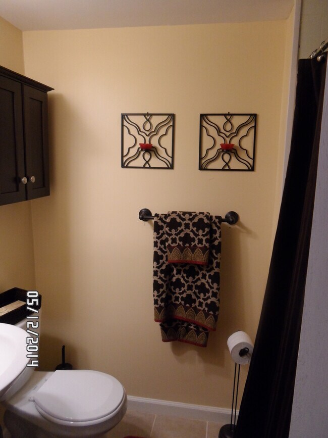 Foto del edificio - Beautiful 2 Bedroom with Loft Townhome Loc...