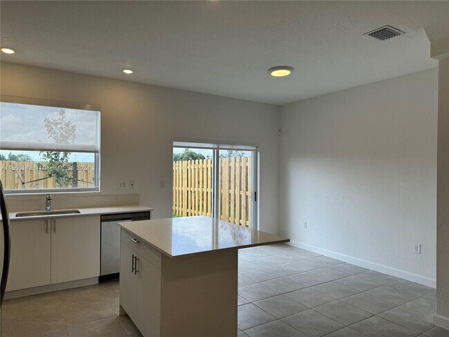 Building Photo - 16278 SW 292nd St