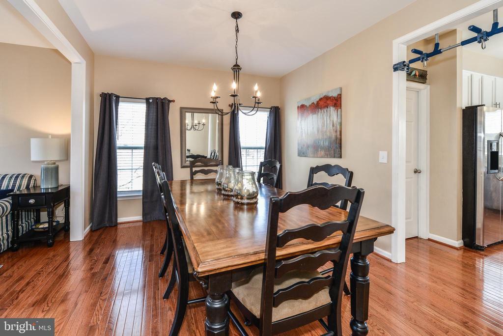 Foto principal - 18688 Potomac Station Dr
