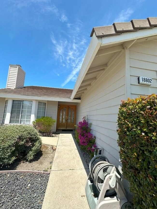 Building Photo - Nor Cal Realty, Inc. - 3 Bedroom 2  Bath w...