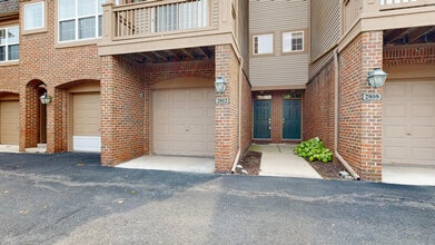 Building Photo - 2812 Barclay Wy
